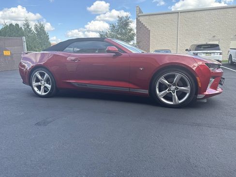 Used 2017 Chevrolet Camaro SS RWD image 7