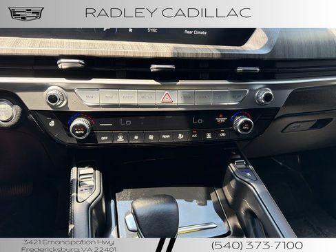 Used 2023 Kia Telluride EX w/ EX Captain's Chair Package AWD/4WD image 10