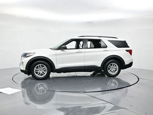 New 2026 Ford Explorer Active w/ Active Comfort Package image 7