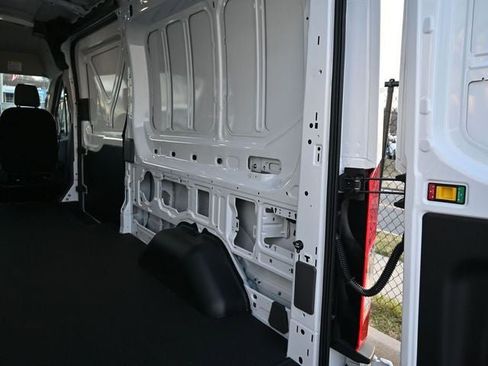 New 2026 Ford Transit 250 148 Medium Roof image 19