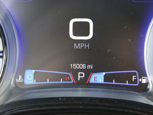 Used 2023 Chrysler 300 S w/ Comfort Group RWD image 20