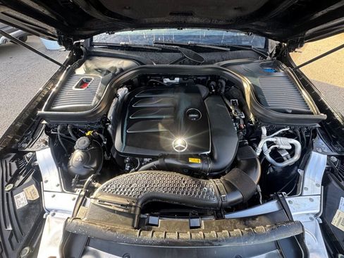 Used 2022 Mercedes-Benz GLC 300 4MATIC image 23