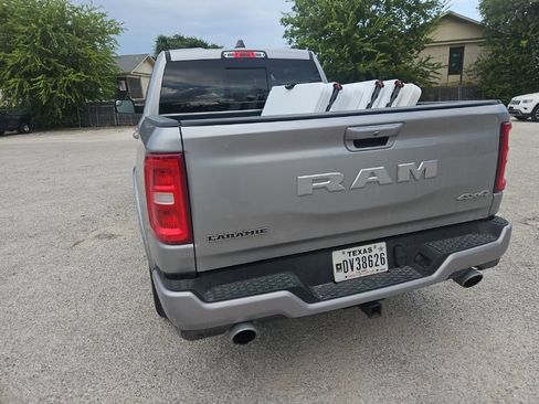 Used 2025 RAM 1500 Laramie w/ Laramie Southwest Edition AWD/4WD image 15