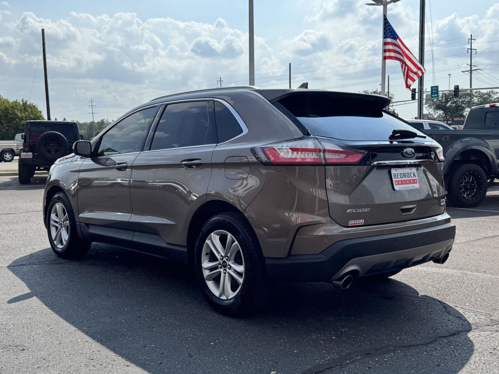 Used 2019 Ford Edge SEL w/ Equipment Group 201A FWD image 5