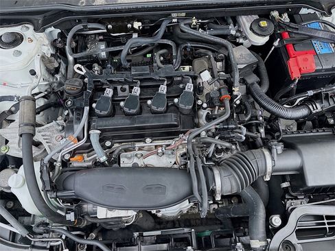 Used 2024 Honda Civic Touring image 31