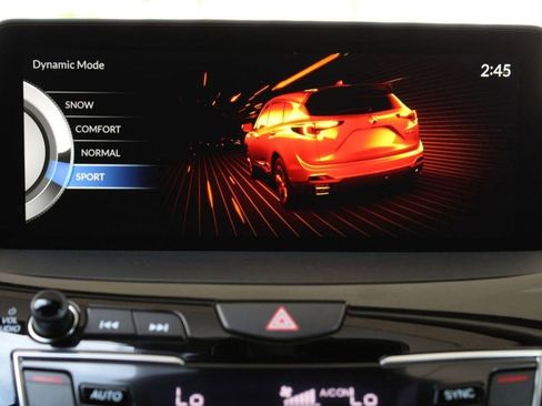 Used 2025 Acura RDX SH-AWD image 30