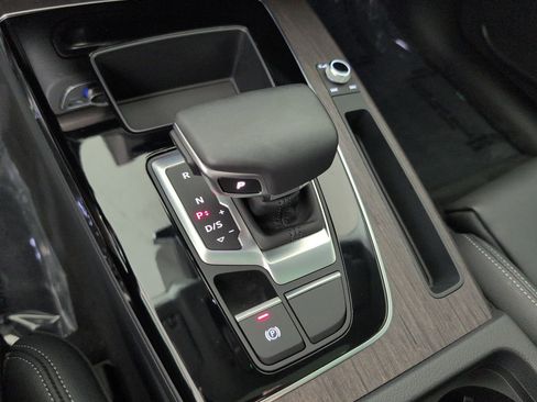 Certified 2024 Audi Q5 2.0T Premium image 16