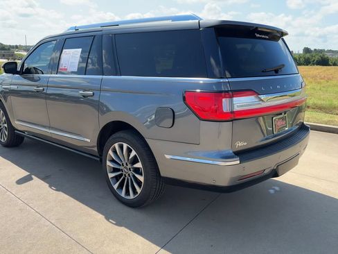 Used 2021 Lincoln Navigator L Reserve AWD/4WD image 7