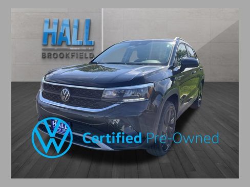 Certified 2023 Volkswagen Taos SE AWD/4WD image 1