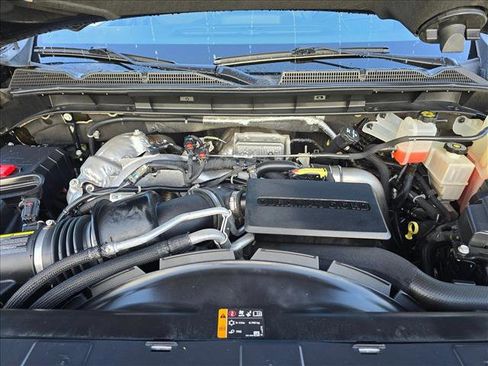 Used 2021 GMC Sierra 2500 AT4 w/ AT4 Premium Plus Package AWD/4WD image 23