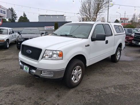Used 2004 Ford F150 XLT AWD/4WD image 3