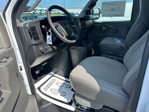 New 2025 Chevrolet Express 3500 Work Van w/ Driver Convenience Package image 12