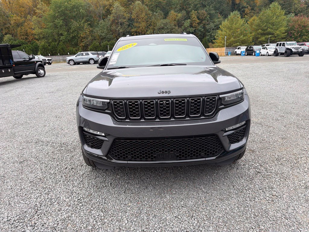 Used 2024 Jeep Grand Cherokee Summit w/ High Altitude Package AWD/4WD image 2