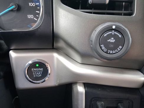 Used 2024 Ford Expedition Max XLT AWD/4WD image 27