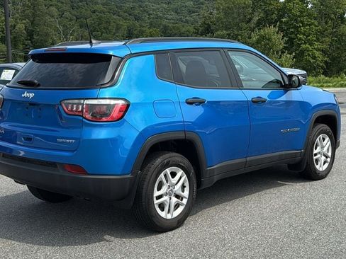 Used 2017 Jeep Compass Sport w/ Cold Weather Group AWD/4WD image 4