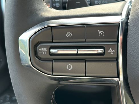 New 2026 GMC Yukon Denali AWD/4WD image 16