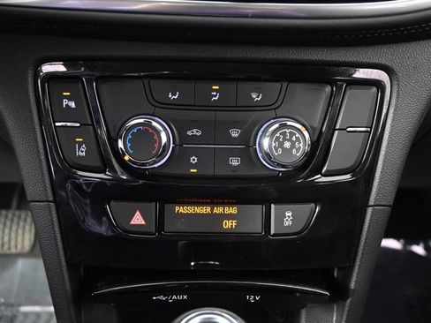 Used 2022 Buick Encore Preferred w/ Safety Package II AWD/4WD image 31