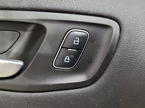 Used 2018 Ford Escape SE w/ Ford Safe & Smart Package image 39