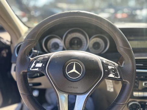 Used 2012 Mercedes-Benz C 300 4MATIC Sedan image 12