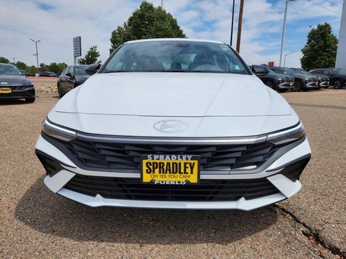 New 2025 Hyundai Elantra Sport image 5