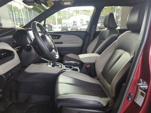 Used 2025 Subaru Forester Limited AWD/4WD image 14