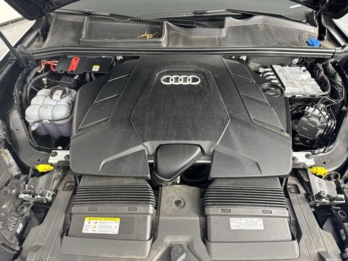 Used 2025 Audi Q7 3.0T Premium Plus w/ Premium Plus Package AWD/4WD image 30
