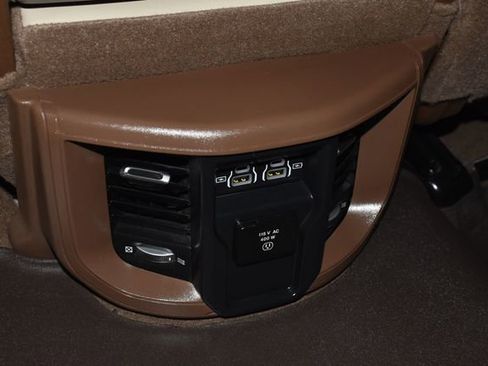 Certified 2022 RAM 2500 Laramie image 36