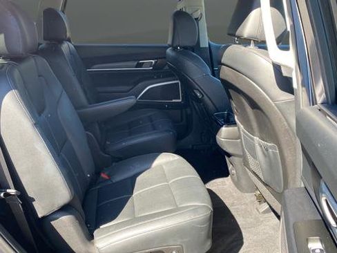 Certified 2022 Kia Telluride EX w/ EX Premium Package AWD/4WD image 26