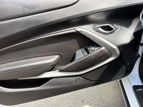 Used 2020 Chevrolet Camaro LT RWD image 14