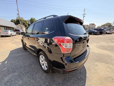 Used 2014 Subaru Forester 2.5i Touring AWD/4WD image 11
