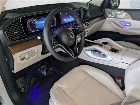 New 2026 Mercedes-Benz GLE 450 4MATIC image 3