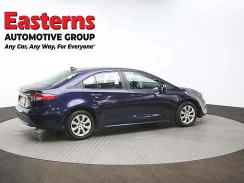 Used 2021 Toyota Corolla LE image 41