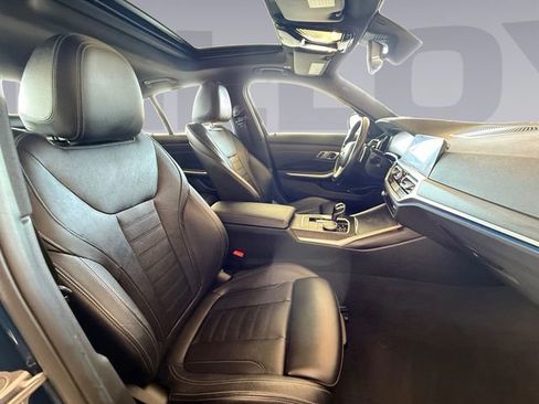 Used 2022 BMW 330i xDrive Sedan w/ Premium Package 2 image 17