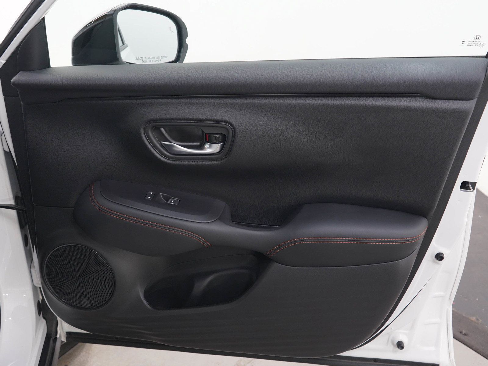 Used 2025 Honda HR-V Sport image 11