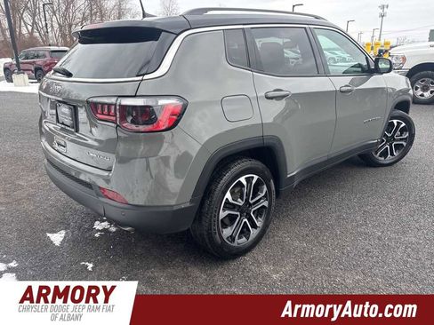 Used 2022 Jeep Compass Limited image 4