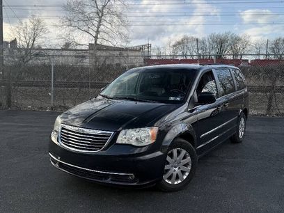 Used 2014 Chrysler Town & Country Touring