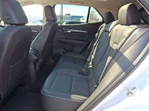 Used 2021 Buick Envision Essence AWD/4WD image 10