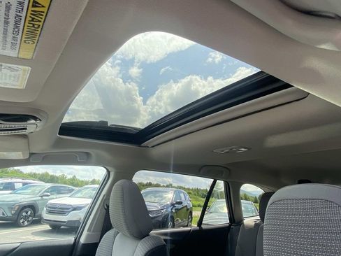 Used 2025 Subaru Outback Premium w/ Popular Package #1 image 8