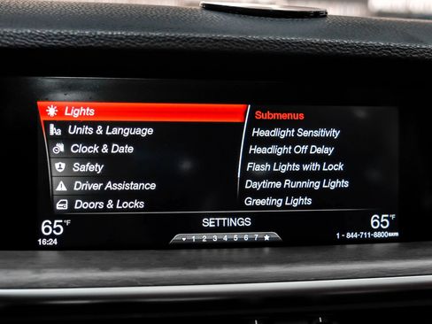 Used 2018 Alfa Romeo Stelvio Ti AWD/4WD image 31