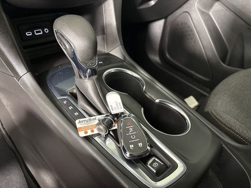 Used 2022 Chevrolet Equinox LT image 19