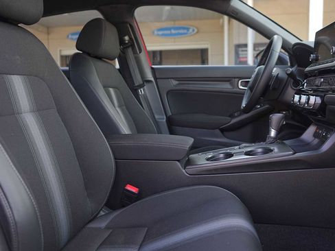 Certified 2025 Honda Civic Sport image 15