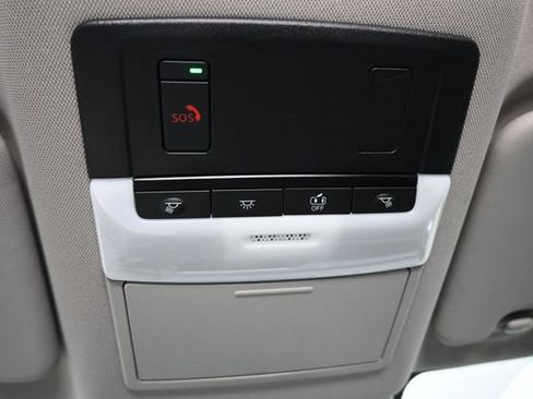 Used 2026 Nissan Rogue SV FWD image 31