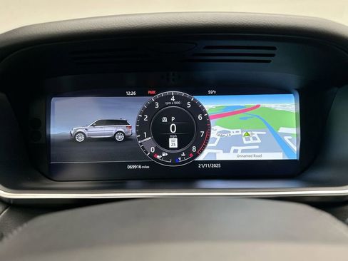 Used 2022 Land Rover Range Rover Sport HSE Silver Edition image 27