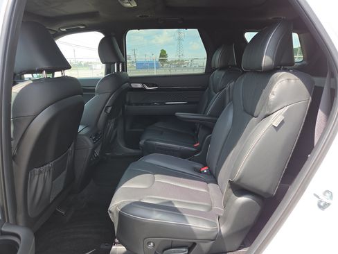 Certified 2025 Hyundai Palisade Calligraphy AWD/4WD image 8