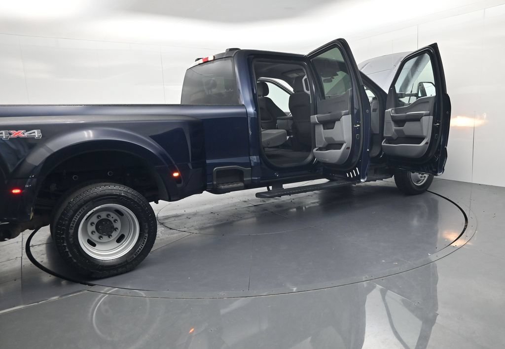 Used 2025 Ford F350 XLT AWD/4WD image 58