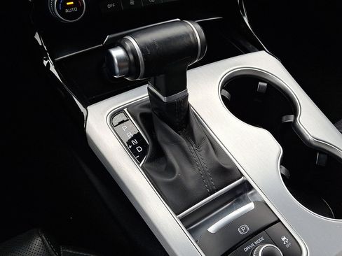 Used 2019 Kia Stinger GT image 29