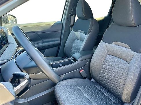 New 2026 Nissan Kicks SV w/ Illumination Package image 24