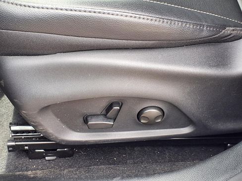 Used 2026 Jeep Compass Limited image 4