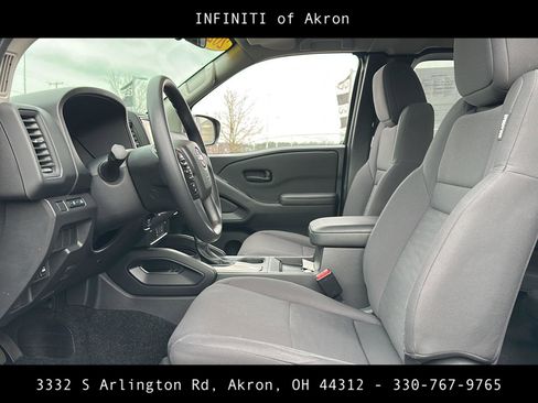 Used 2024 Nissan Frontier S w/ Technology Package image 32