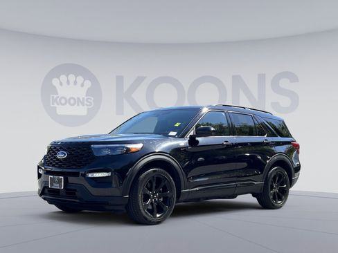 Used 2023 Ford Explorer ST-Line w/ Class IV Trailer Tow Package AWD/4WD image 2